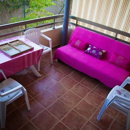 Townhouse In Tenerife Alpehytte El Médano