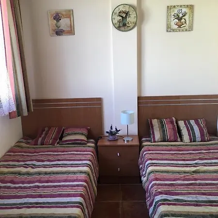 Townhouse In Tenerife Alpehytte *