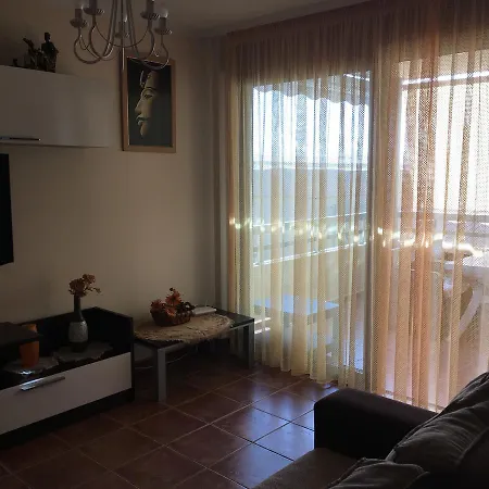 Townhouse In Tenerife Alpehytte El Médano