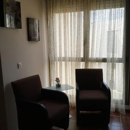 Alpehytte Townhouse In Tenerife