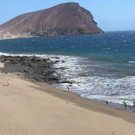 Alpehytte Townhouse In Tenerife El Médano